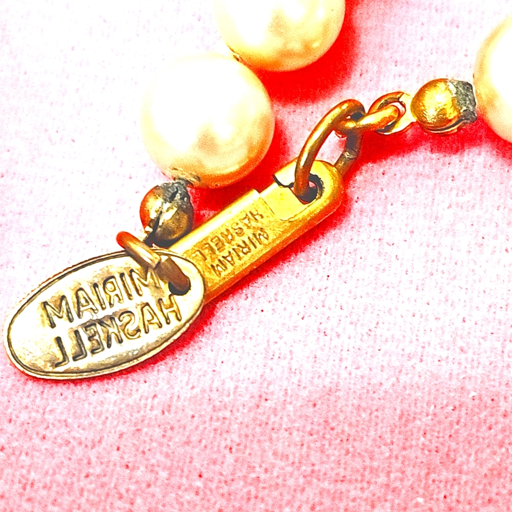 Signed Miriam Haskell Pearl Necklace - image 3